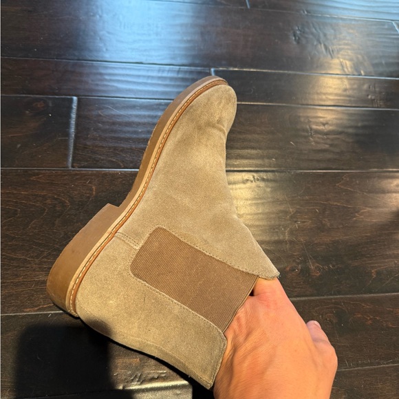 Steve Madden Chelsea Boots 11 - Picture 3 of 4